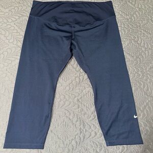 Nike Blue Performance Leggings Stretchy Athletic Wear
